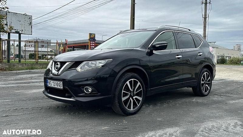 Culoarenegru Utilizat 2017 Nissan X-Trail Acenta SUV | 15.200 EUR (Preț OK) - Imagine 1/4