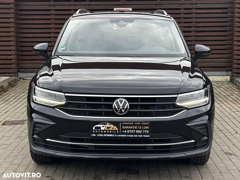 Culoarenegru Utilizat 2023 VW Tiguan Active SUV | 23.990 EUR (Preț bun) - Imagine 1/4