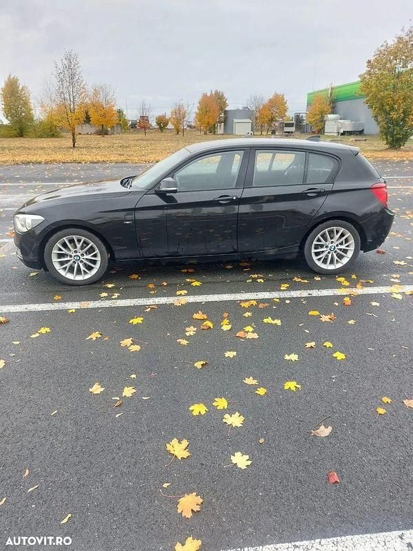 Second-hand BMW 116 Sport Line 136 CP (100 kW) 2012 Culoarenegru Hatchback