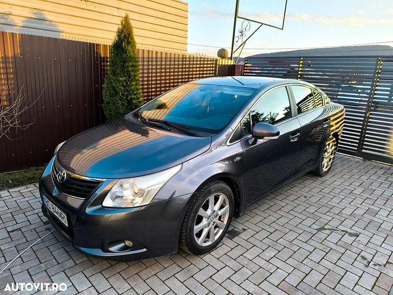 Culoaregri Utilizat 2009 Toyota Avensis Luxury Berlinǎ | 6.700 EUR - Imagine 1/4