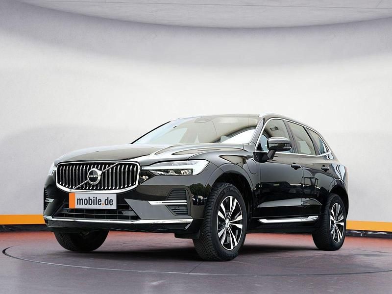 Utilizat 2023 Volvo XC60 Core SUV | 50.159 EUR (Puțin scump) - Imagine 1/1