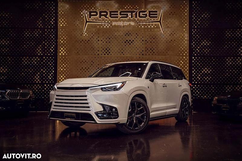 Second-hand Lexus TX500h 366 CP (269 kW) 2024 Culoarealb SUV