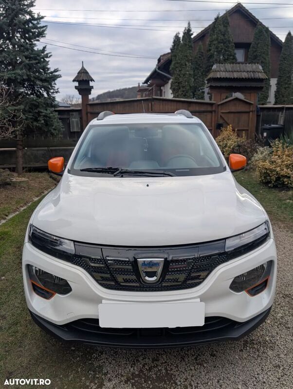 Alb Utilizat 2022 Dacia Spring Hatchback | 8.500 EUR (Preț OK) - Imagine 1/4