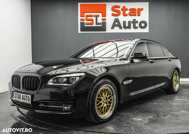 Culoarenegru Utilizat 2015 BMW 730L Berlinǎ | 13.990 EUR (Preț OK) - Imagine 1/4