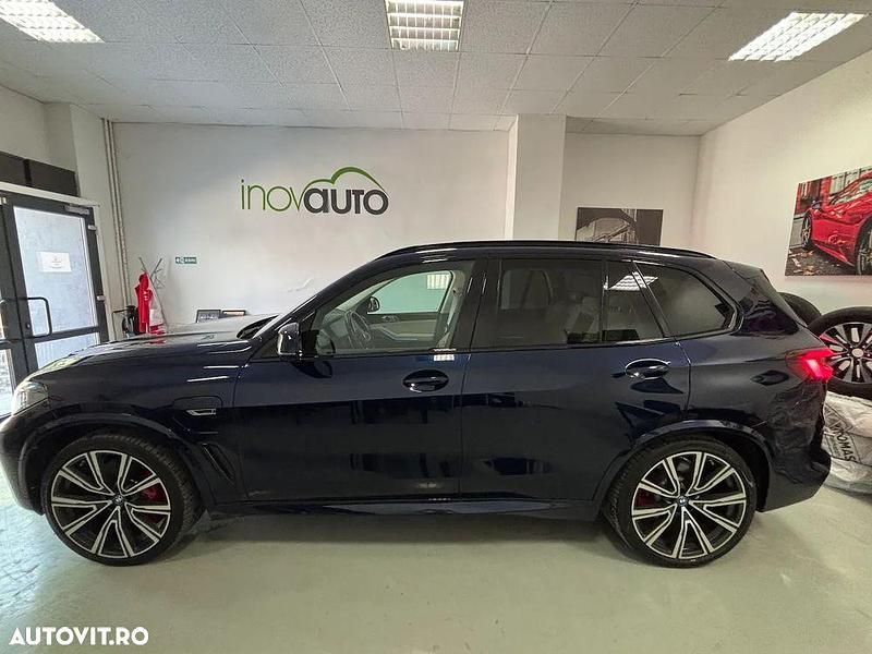 Second-hand BMW X5 Comfort Edition 394 CP (289 kW) 2022 Albastru SUV