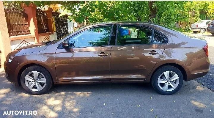 Culoaremaro Utilizat 2018 Skoda Rapid Style Berlinǎ | 9.900 EUR (Preț OK) - Imagine 1/4