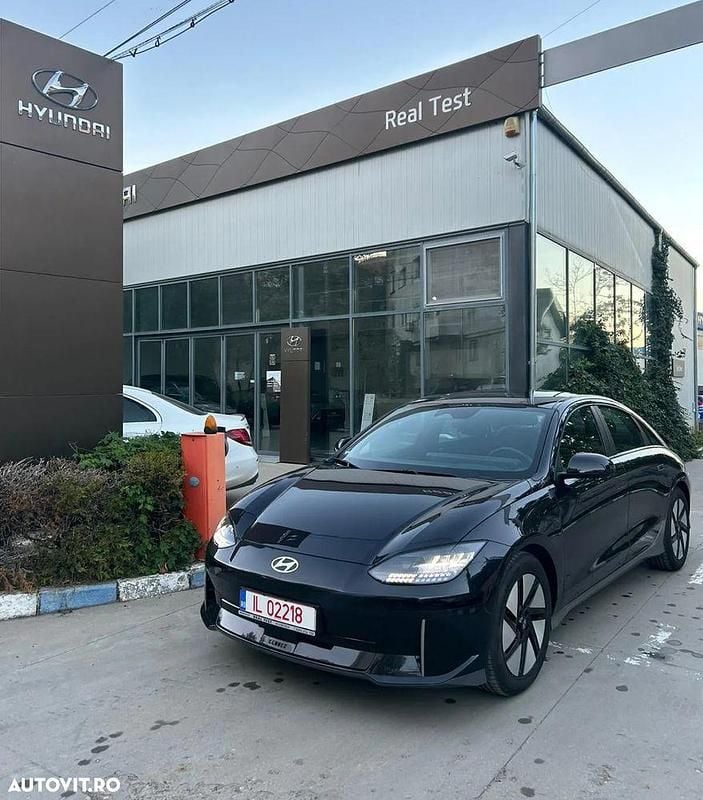 Culoarealbastru Utilizat 2023 Hyundai Ioniq 6 Edition Berlinǎ | 33.990 EUR (Super Preț) - Imagine 1/4