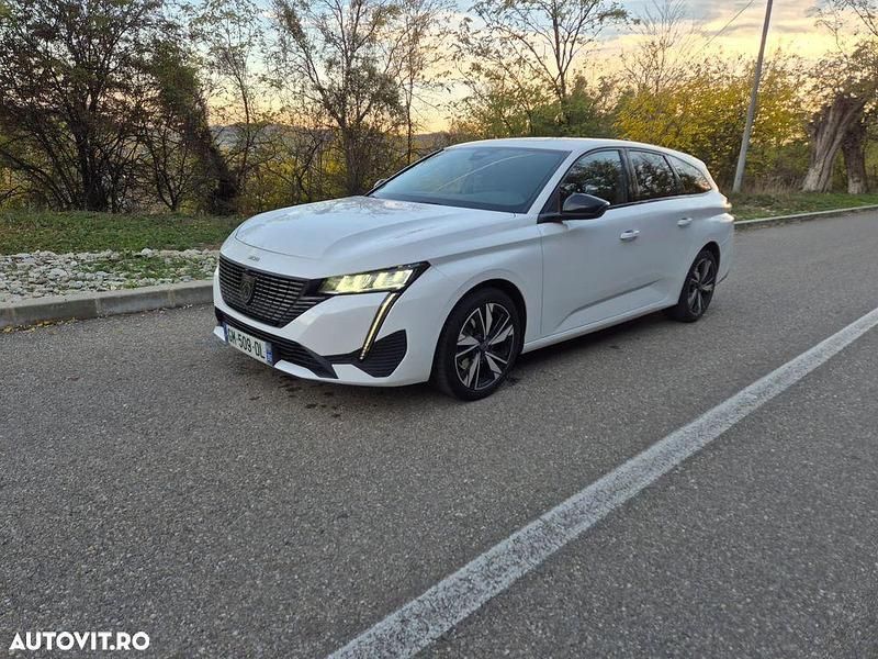 Second-hand Peugeot 308 130 CP (95 kW) 2023 Culoarealb Break