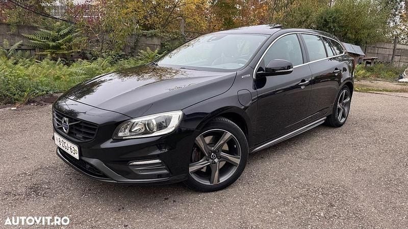 Culoarenegru Utilizat 2015 Volvo V60 R-Design Break | 8.450 EUR (Super Preț) - Imagine 1/4
