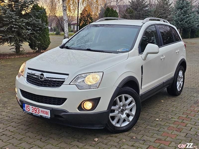 Alb Utilizat 2013 Opel Antara SUV | 6.490 EUR - Imagine 1/4