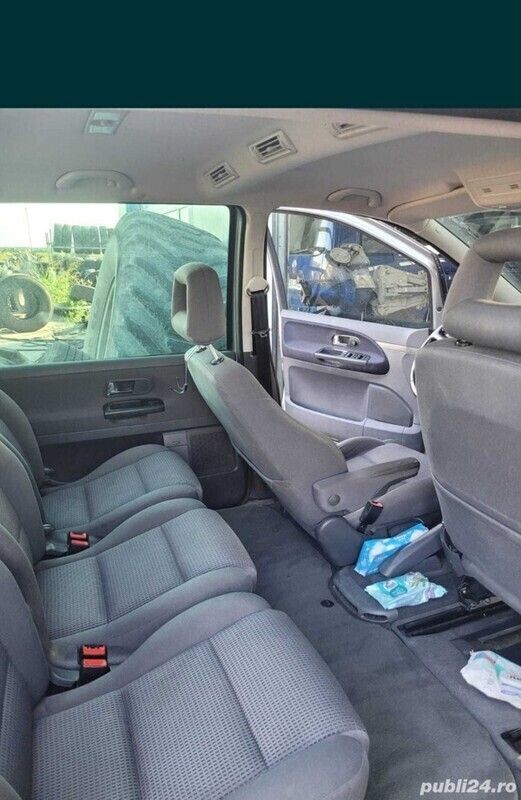 Utilizat 2005 VW Sharan Monovolum | 4.150 EUR - Imagine 1/4