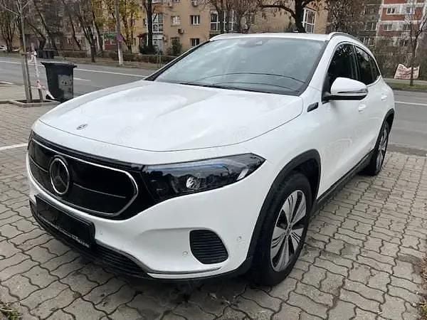 Second-hand 2022 Mercedes EQA250 SUV | 24.900 EUR - Imagine 1/4
