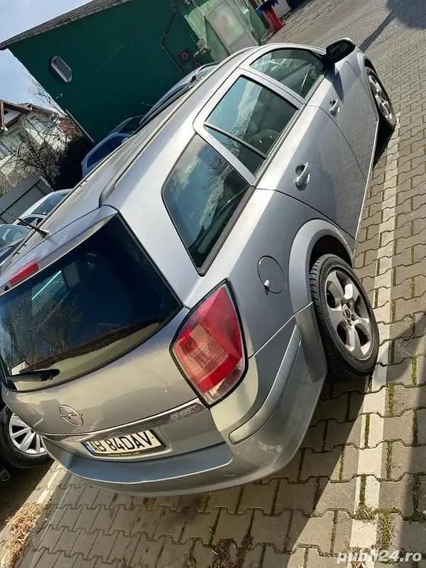 Utilizat 2007 Opel Astra Break | 700 EUR (Super Preț) - Imagine 1/4