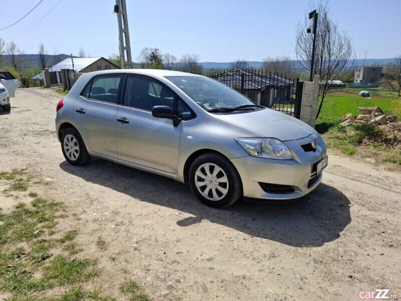 Utilizat 2008 Toyota Auris Hatchback | 3.500 EUR (Puțin scump) - Imagine 1/2