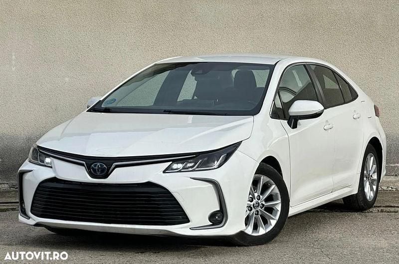 Second-hand Toyota Corolla Business Edition 122 CP (89 kW) 2021 Culoarealb Berlinǎ