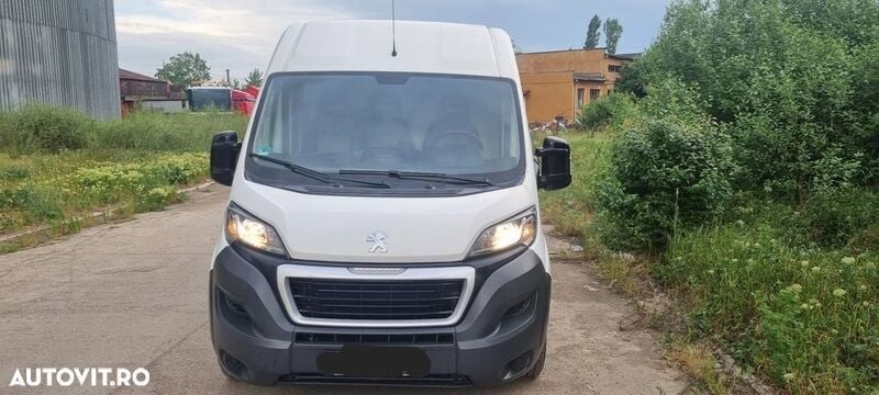 Alb Utilizat 2017 Peugeot Boxer Van | 6.999 EUR - Imagine 1/4