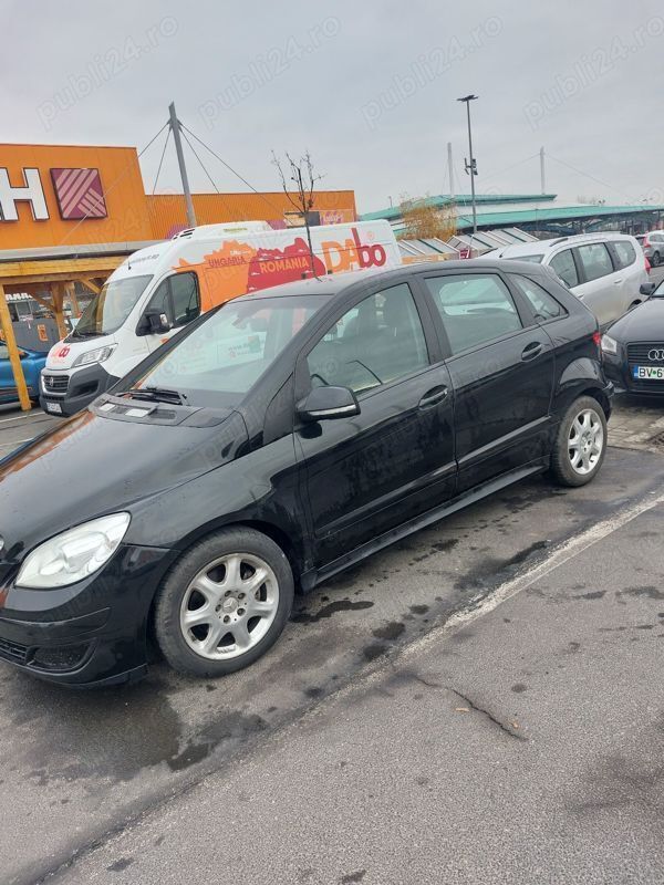 Utilizat 2011 Mercedes B180 Monovolum | 4.900 EUR (Preț OK) - Imagine 1/4