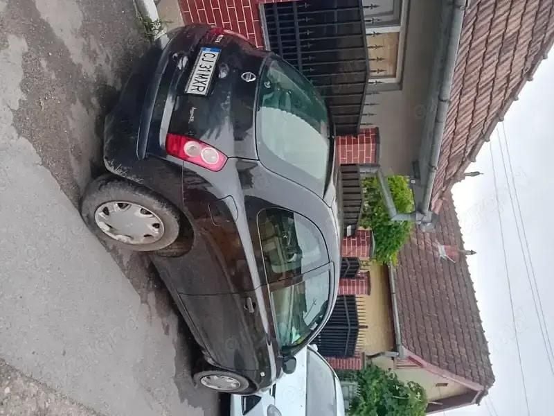 Utilizat 2006 Nissan Micra Hatchback | 850 EUR - Imagine 1/4