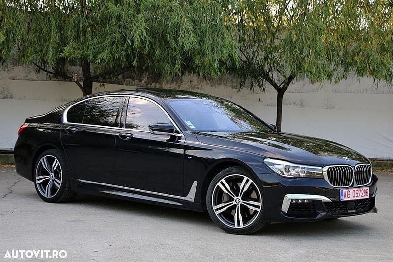 Negru Utilizat 2018 BMW 750 Comfort Edition Berlinǎ | 28.500 EUR - Imagine 1/4
