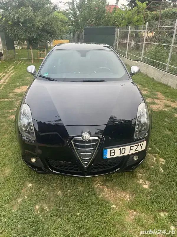 Negru Utilizat 2012 Alfa Romeo Giulietta Hatchback | 37.000 EUR - Imagine 1/4