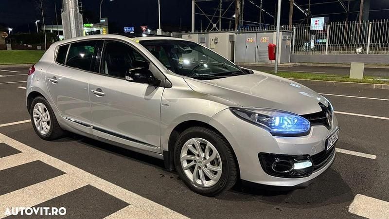 Culoaregri Utilizat 2013 Renault Mégane III Bose Edition Hatchback | 6.200 EUR (Preț OK) - Imagine 1/4