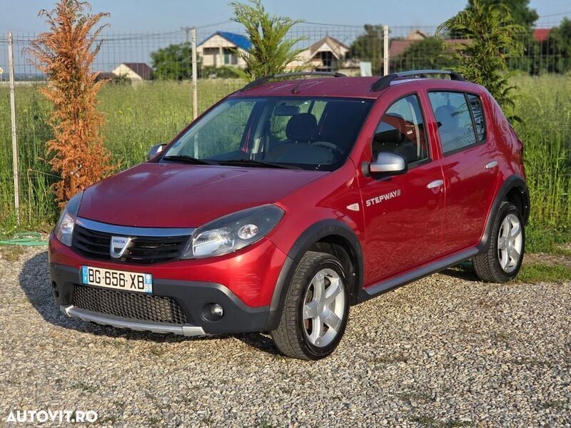 Rosu Utilizat 2011 Dacia Sandero Stepway Hatchback | 3.699 EUR (Preț OK) - Imagine 1/4