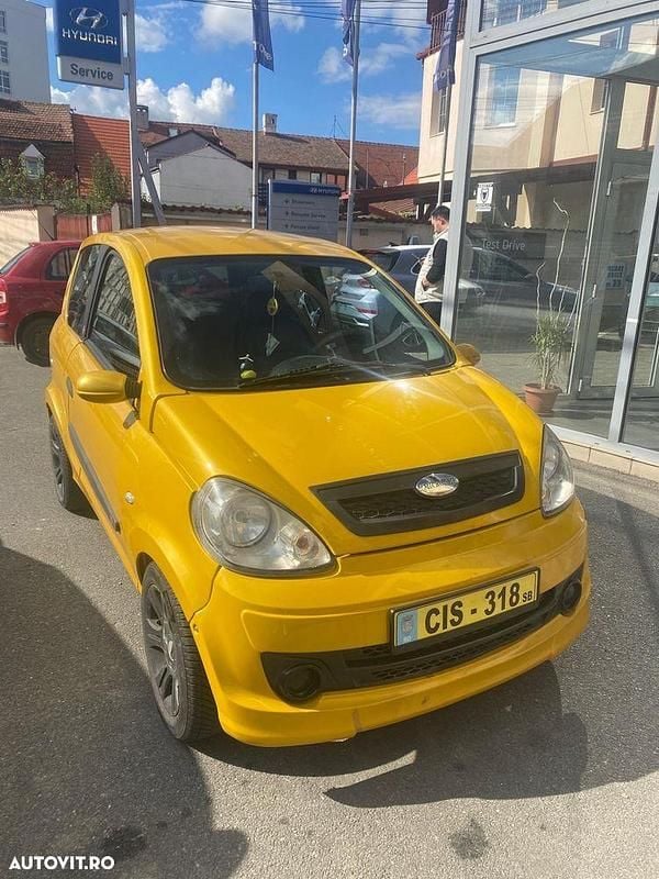 Culoaregalbeuriu Utilizat 2009 Microcar M.Go Hatchback | 5.000 EUR - Imagine 1/4