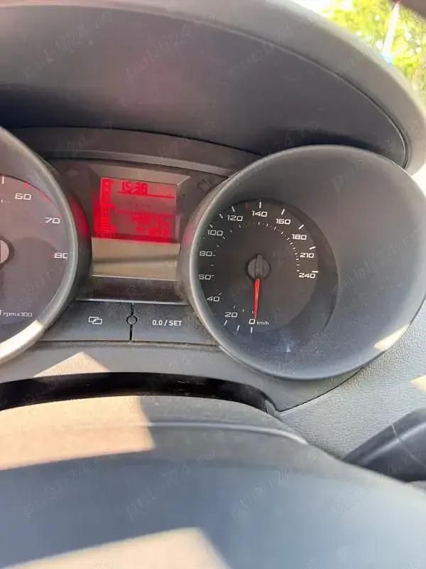 Utilizat 2011 Seat Ibiza Coupe | 3.500 EUR (Preț OK) - Imagine 1/4