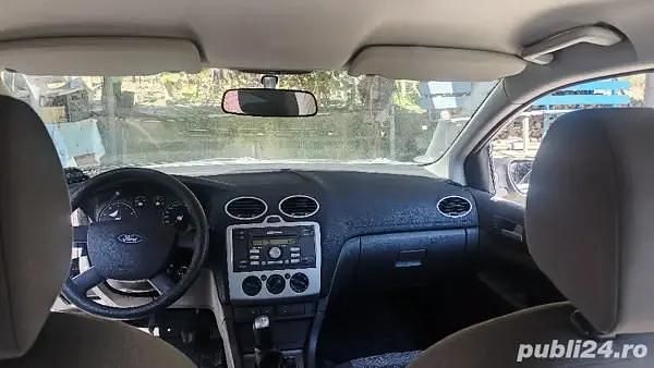 Second-hand 2006 Ford Focus Hatchback | 2.000 EUR (Preț OK) - Imagine 1/4