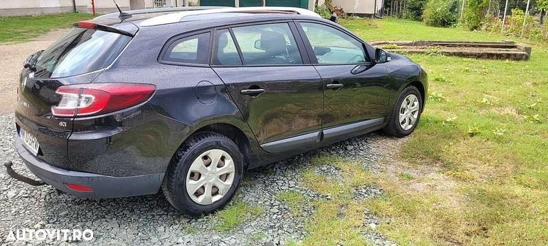 Second-hand Renault Mégane GrandTour Authentique 106 CP (77 kW) 2010 Culoarenegru Break