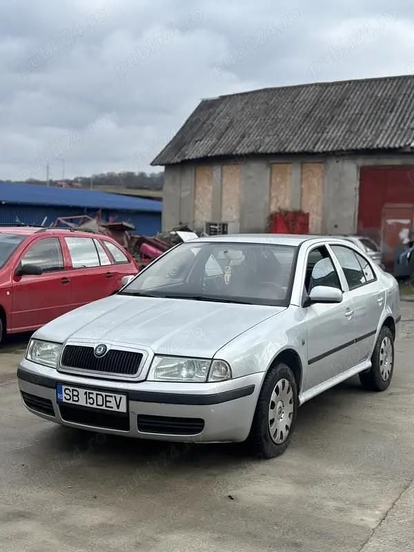 Utilizat 2007 Skoda Octavia Berlinǎ | 2.200 EUR (Preț OK) - Imagine 1/4