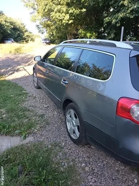 Utilizat 2007 VW Passat Hatchback | 2.500 EUR (Preț bun) - Imagine 1/4