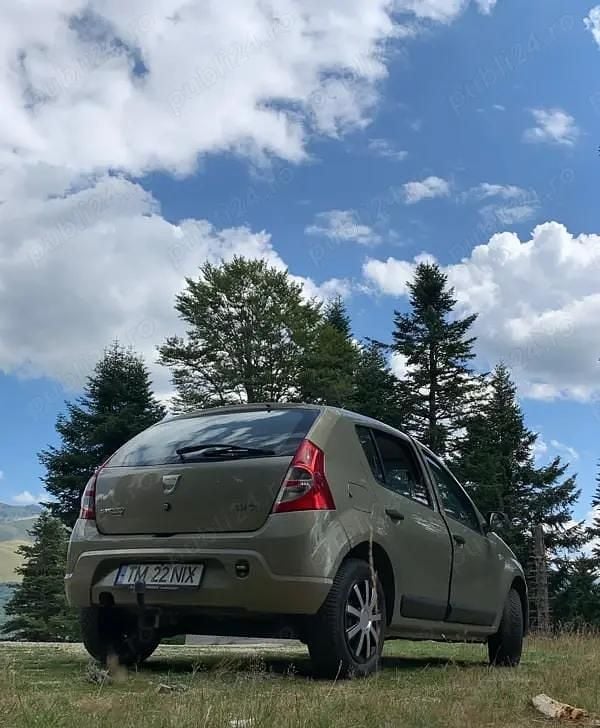 Utilizat 2009 Dacia Sandero Hatchback | 2.500 EUR (Preț OK) - Imagine 1/4
