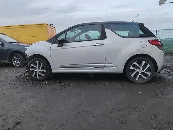 Second-hand DS Automobiles DS3 82 CP (60 kW) 2016 Hatchback