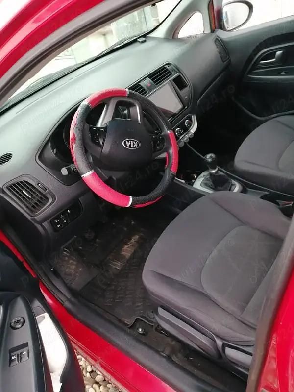 Second-hand Kia Rio 90 CP (66 kW) 2013 Hatchback