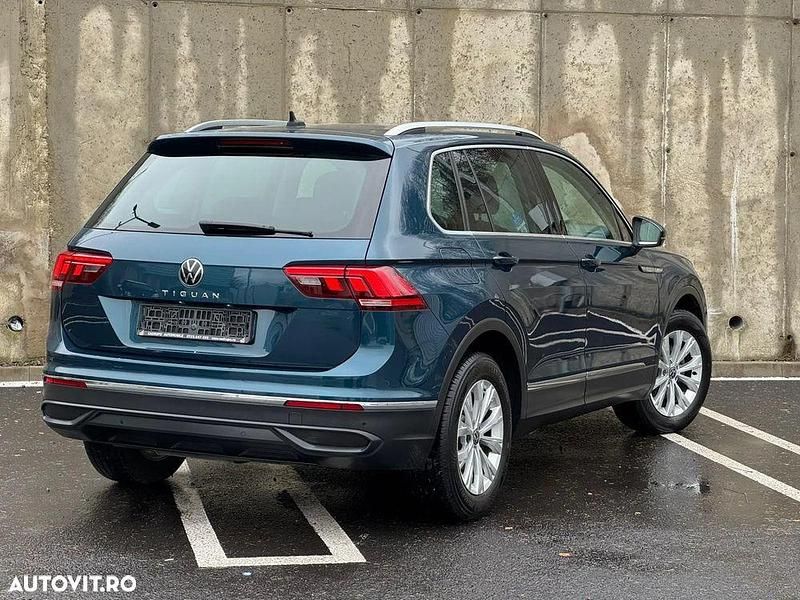 Second-hand VW Tiguan Life 150 CP (110 kW) 2021 Culoarealbastru SUV