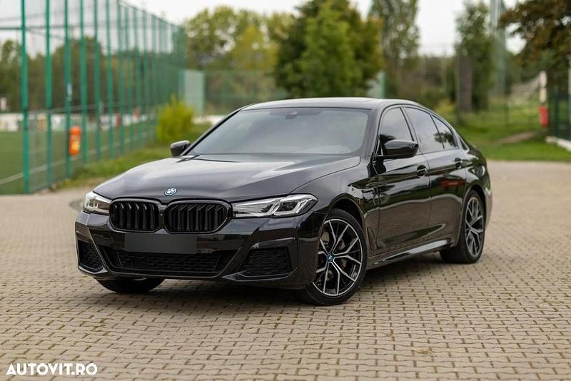 Culoarenegru Utilizat 2022 BMW 520 Comfort Edition Berlinǎ | 29.500 EUR (Super Preț) - Imagine 1/4