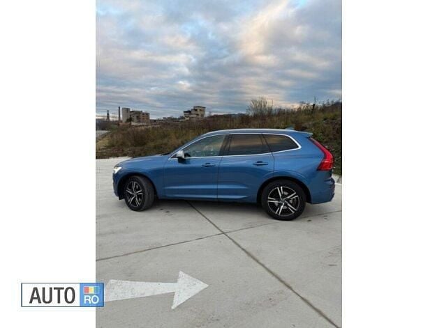 Albastru Second-hand 2018 Volvo XC60 SUV | 23.500 EUR (Scump) - Imagine 1/4