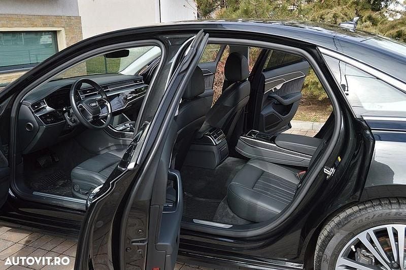Second-hand Audi A8 Comfort 285 CP (209 kW) 2019 Culoarealte culori Berlinǎ
