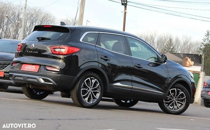 Second-hand Renault Kadjar Intens 159 CP (116 kW) 2020 Culoarenegru SUV