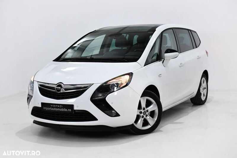 Second-hand Opel Zafira Tourer Innovation 130 CP (95 kW) 2013 Alb Monovolum