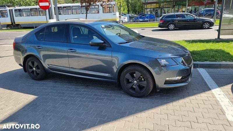 Culoaregri Utilizat 2019 Skoda Octavia Berlinǎ | 15.800 EUR (Preț OK) - Imagine 1/4
