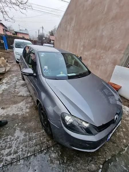 Second-hand 2010 VW Golf VI Hatchback | 2.500 EUR (Super Preț) - Imagine 1/3