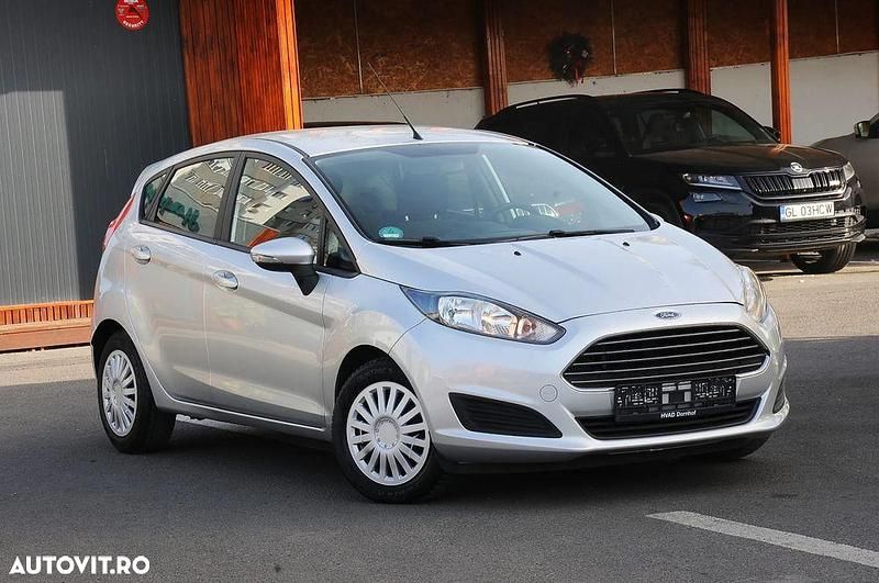 Culoaregri Utilizat 2015 Ford Fiesta Trend Hatchback | 3.999 EUR (Super Preț) - Imagine 1/4