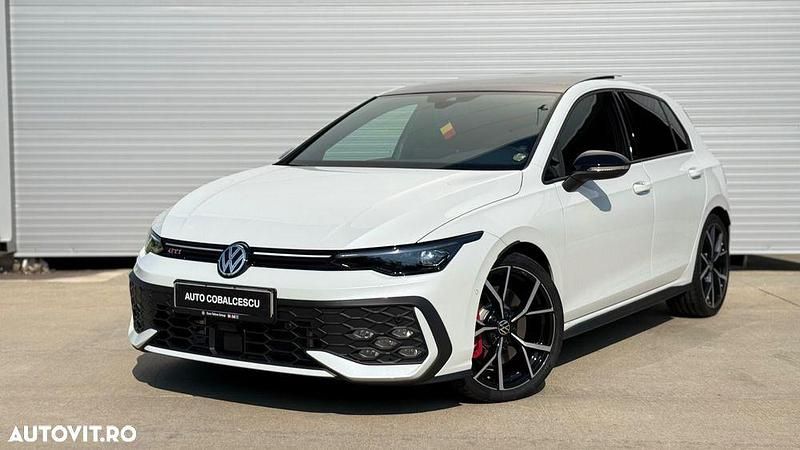 Culoarealb Nouă 2025 VW Golf VIII GTI Clubsport Hatchback | 48.400 EUR - Imagine 1/4