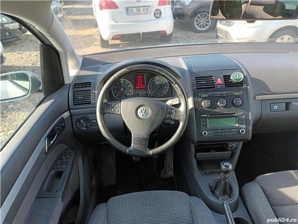 Utilizat 2006 VW Touran Monovolum | 2.950 EUR - Imagine 1/4
