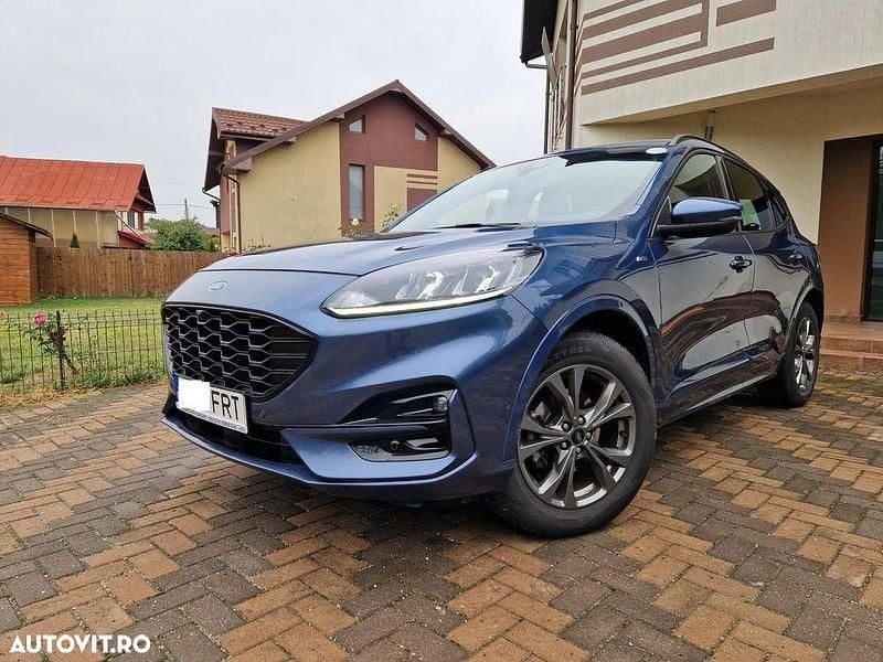 Second-hand Ford Kuga ST-Line 190 CP (139 kW) 2021 Culoarealbastru SUV
