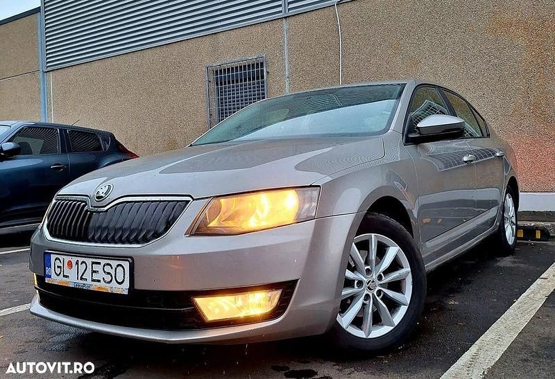 Culoarebej Utilizat 2014 Skoda Octavia Ambition Hatchback | 8.400 EUR (Preț bun) - Imagine 1/4