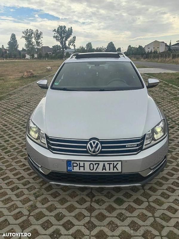 Culoareargint Utilizat 2013 VW Passat Break | 8.967 EUR (Preț OK) - Imagine 1/4