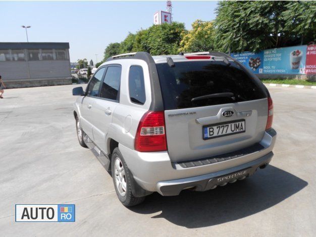 Second-hand Kia Sportage 140 CP (102 kW) 2005 Argintiu SUV